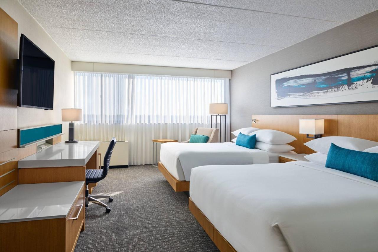 Delta Hotels By Marriott Muskegon Convention Center Экстерьер фото