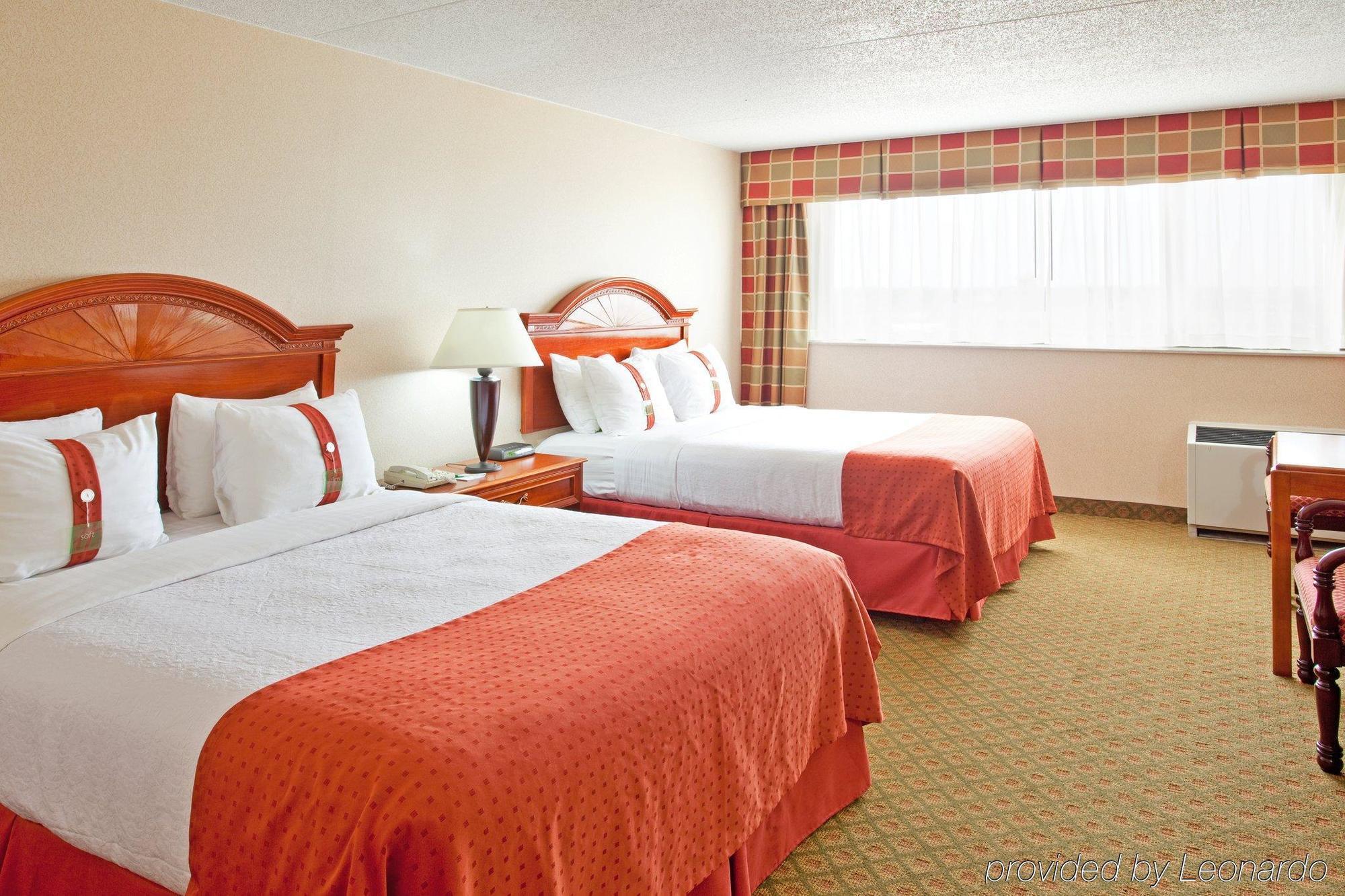 Delta Hotels By Marriott Muskegon Convention Center Экстерьер фото
